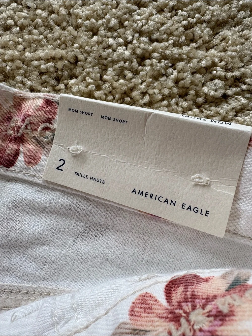 American Eagle Outfitters White High-Waist Floral Shorts Mom Shorts Size 2